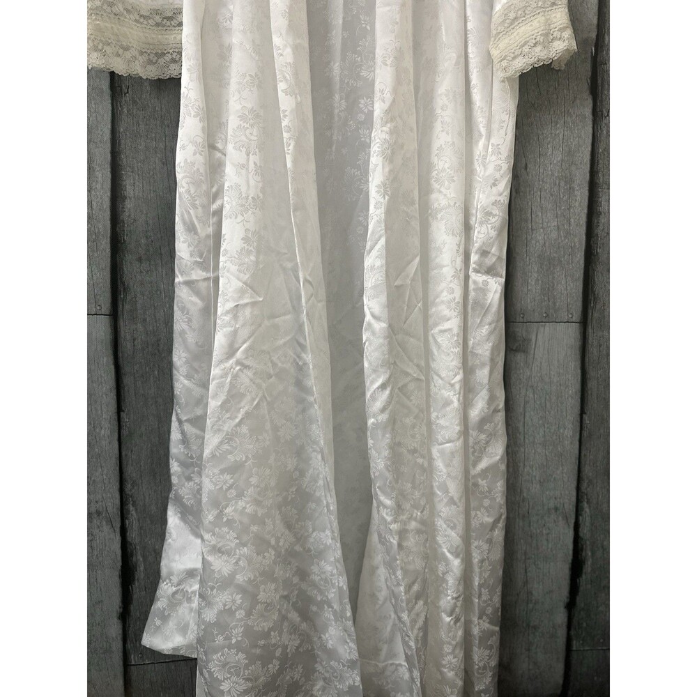 Vintage Christian Dior Lingerie Robe Lace Size Large - Belt Missing - Picture 5 of 6
